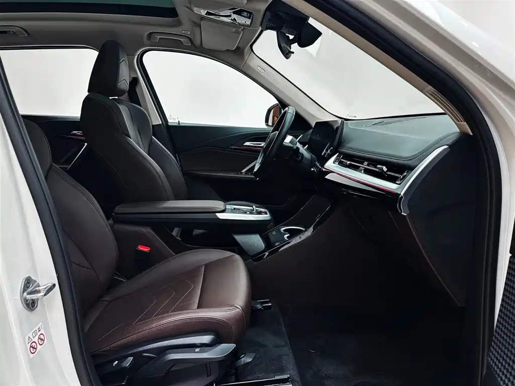 BMW X1 2023 sDrive20Li X Design Package фото 21