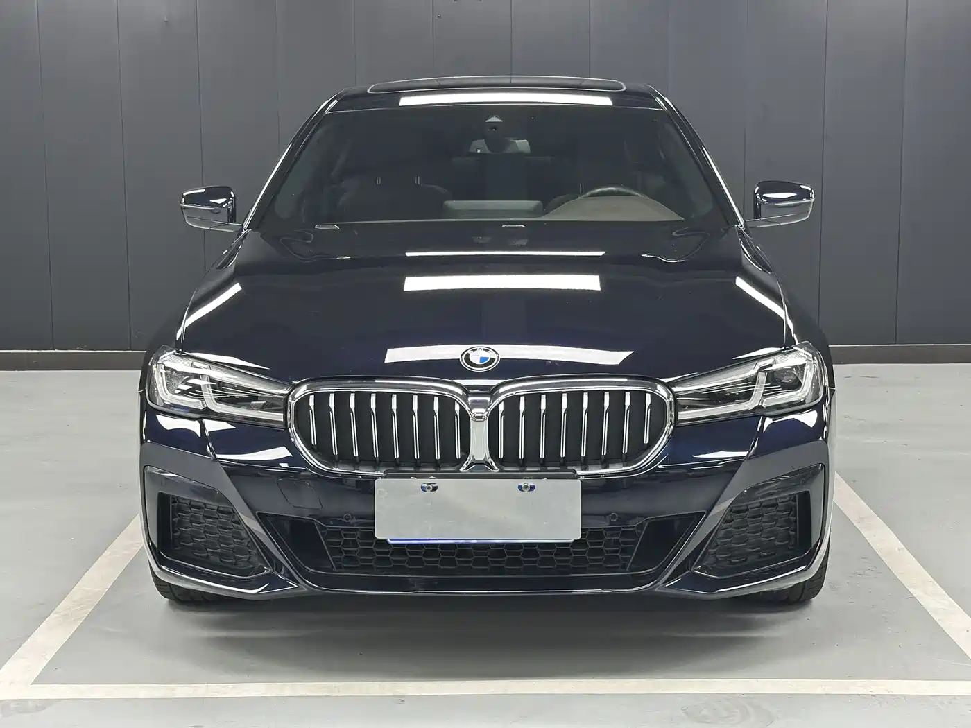 BMW 5 Series 2022 Facelift 530Li Leading M Sport Package фото 2