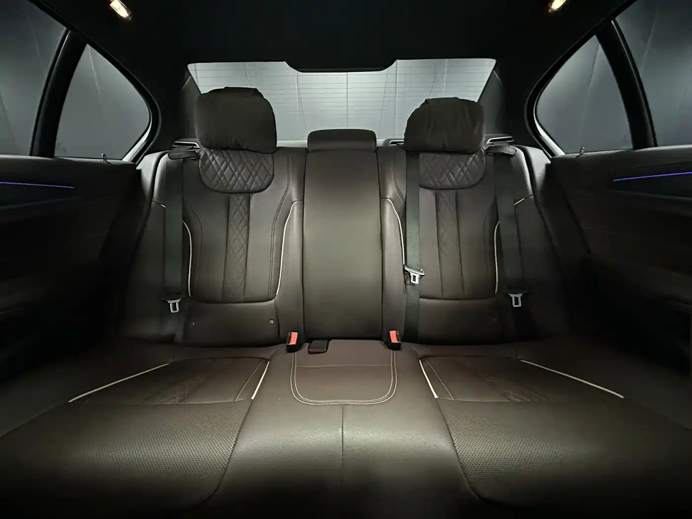 BMW 5 Series 2022 Facelift 530Li Leading M Sport Package фото 13