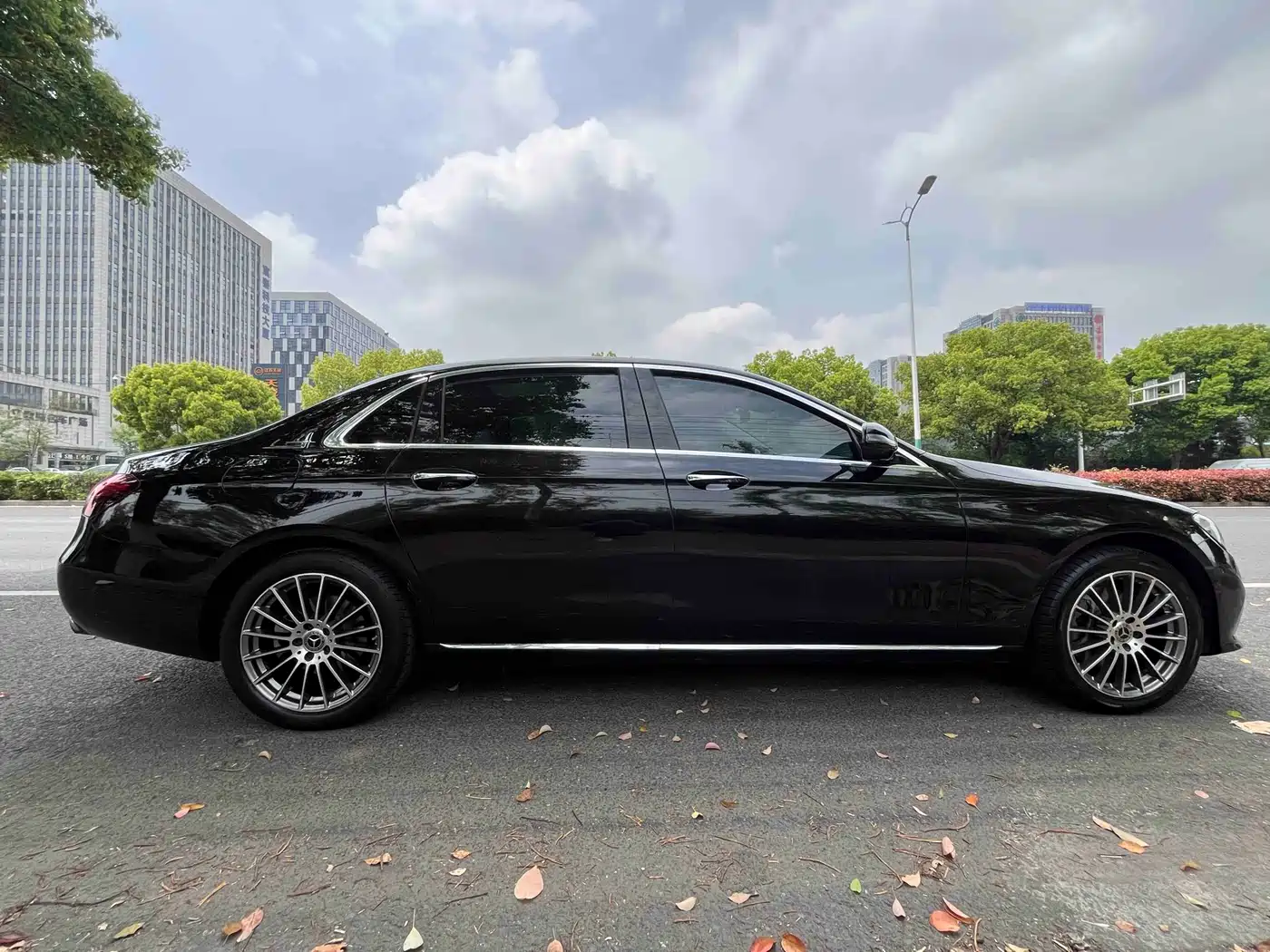 Mercedes-Benz E-Class 2021 E 260 L фото 5