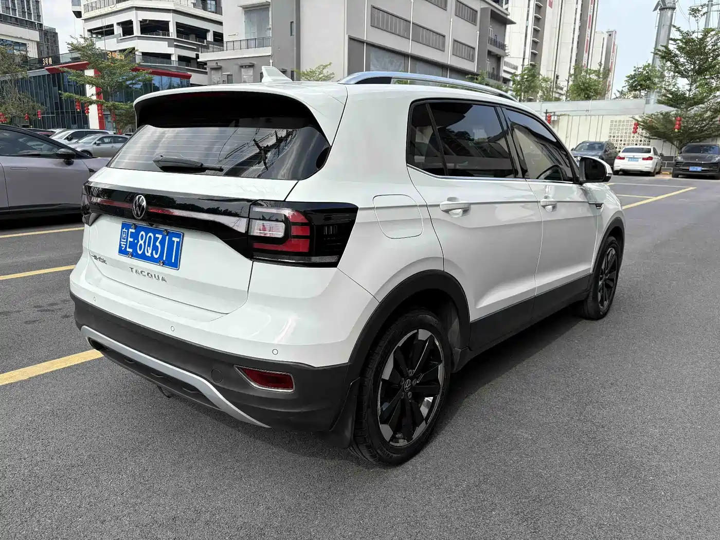 Volkswagen Tanying 2021 1.5L Automatic Smart Connect Edition фото 6