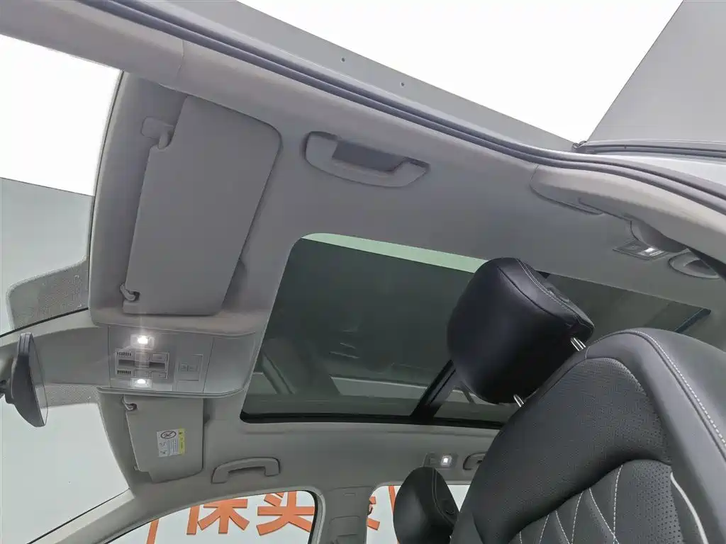 Volkswagen Tiguan L 2023 Facelift 330TSI Auto FWD R-Line Premium фото 14