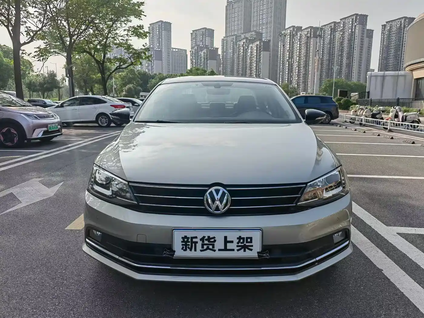 Volkswagen Sagitar 2018 280TSI DSG Luxury фото 2
