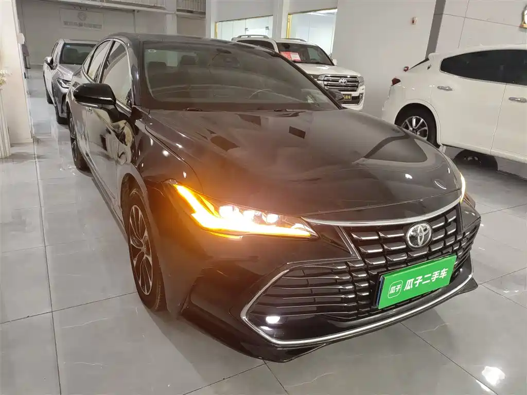 Toyota Avalon 2022 2.0L Luxury Edition фото 21