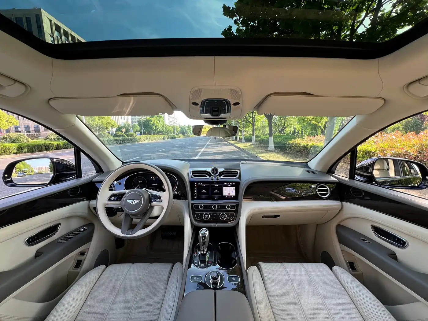 Bentley Bentayga 2021 4.0T V8 фото 8