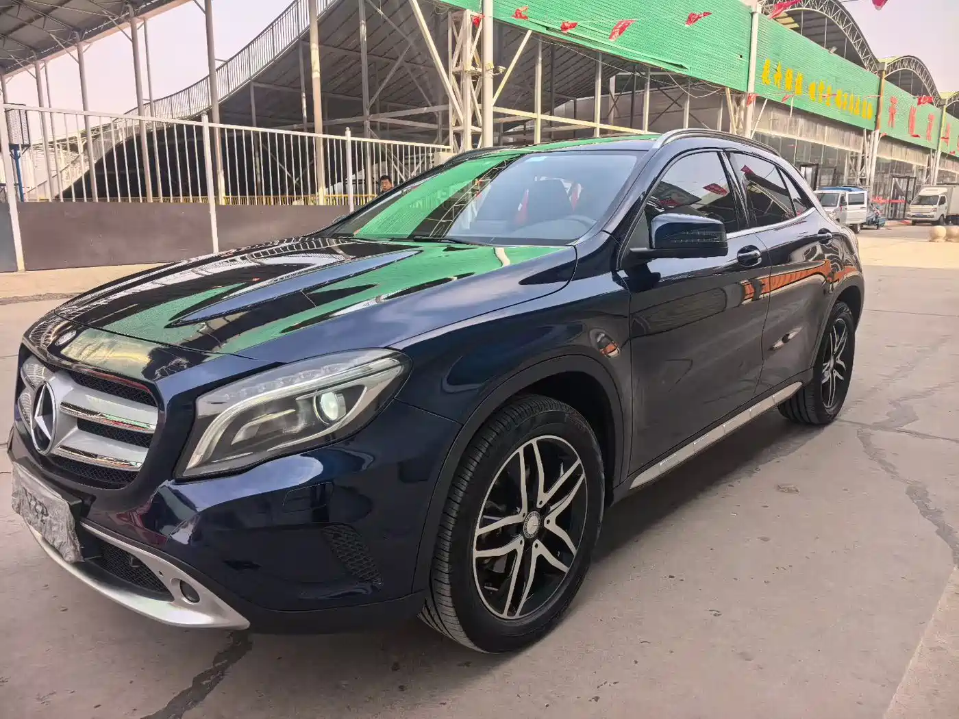 Mercedes-Benz GLA 2017 GLA 220 4MATIC Fashion