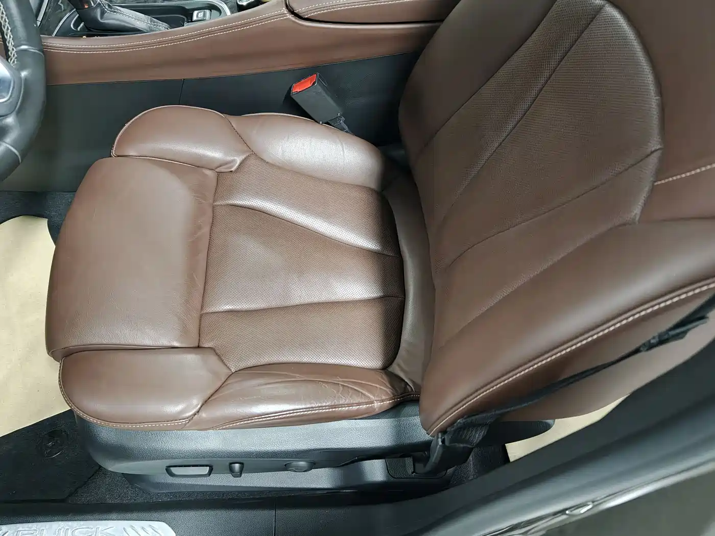 Buick Envision Plus 2016 28T 4WD Luxury фото 13