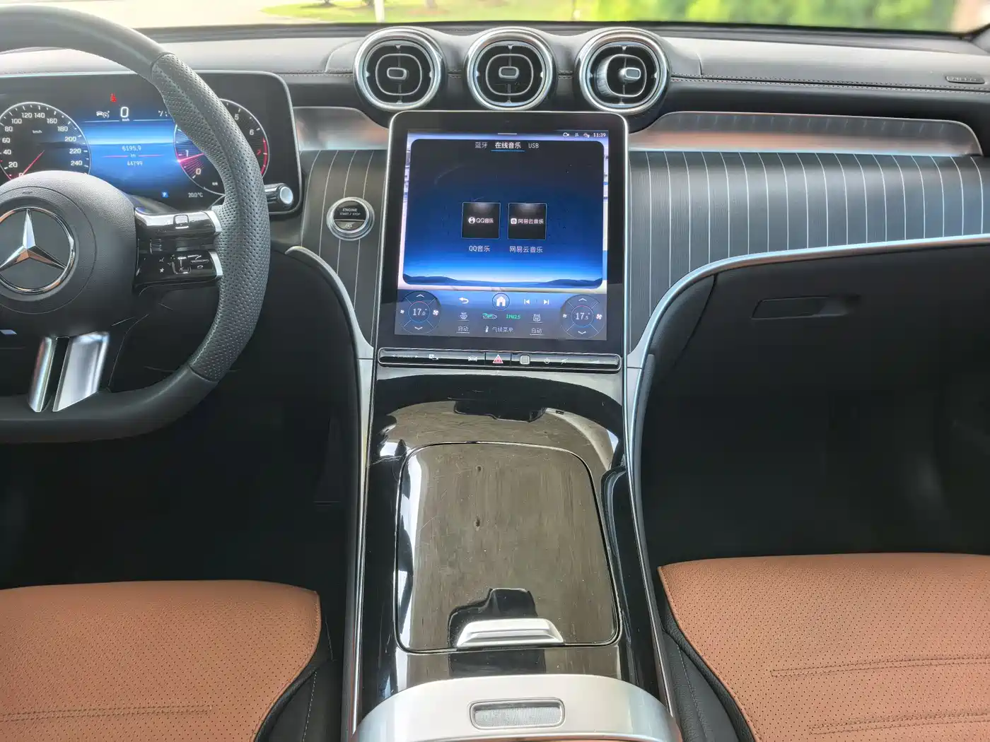 Mercedes-Benz GLC 2023 Facelift GLC 300 L 4MATIC Sport 7-Seater фото 10