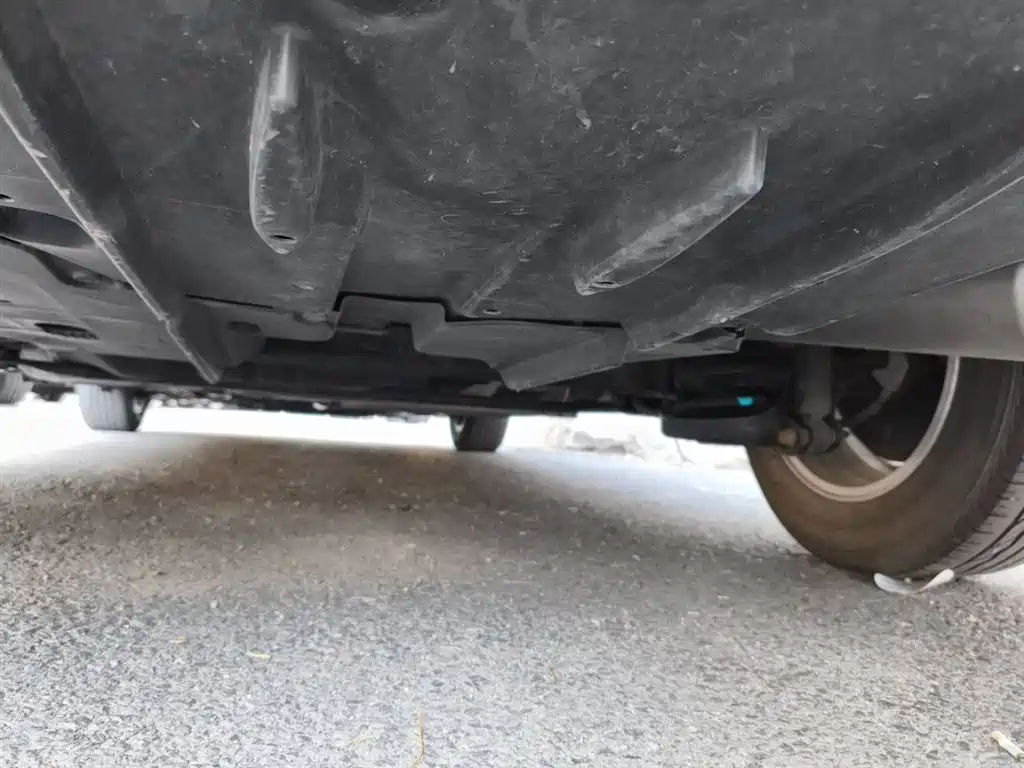 Toyota Corolla 2014 1.6L CVT GL фото 24