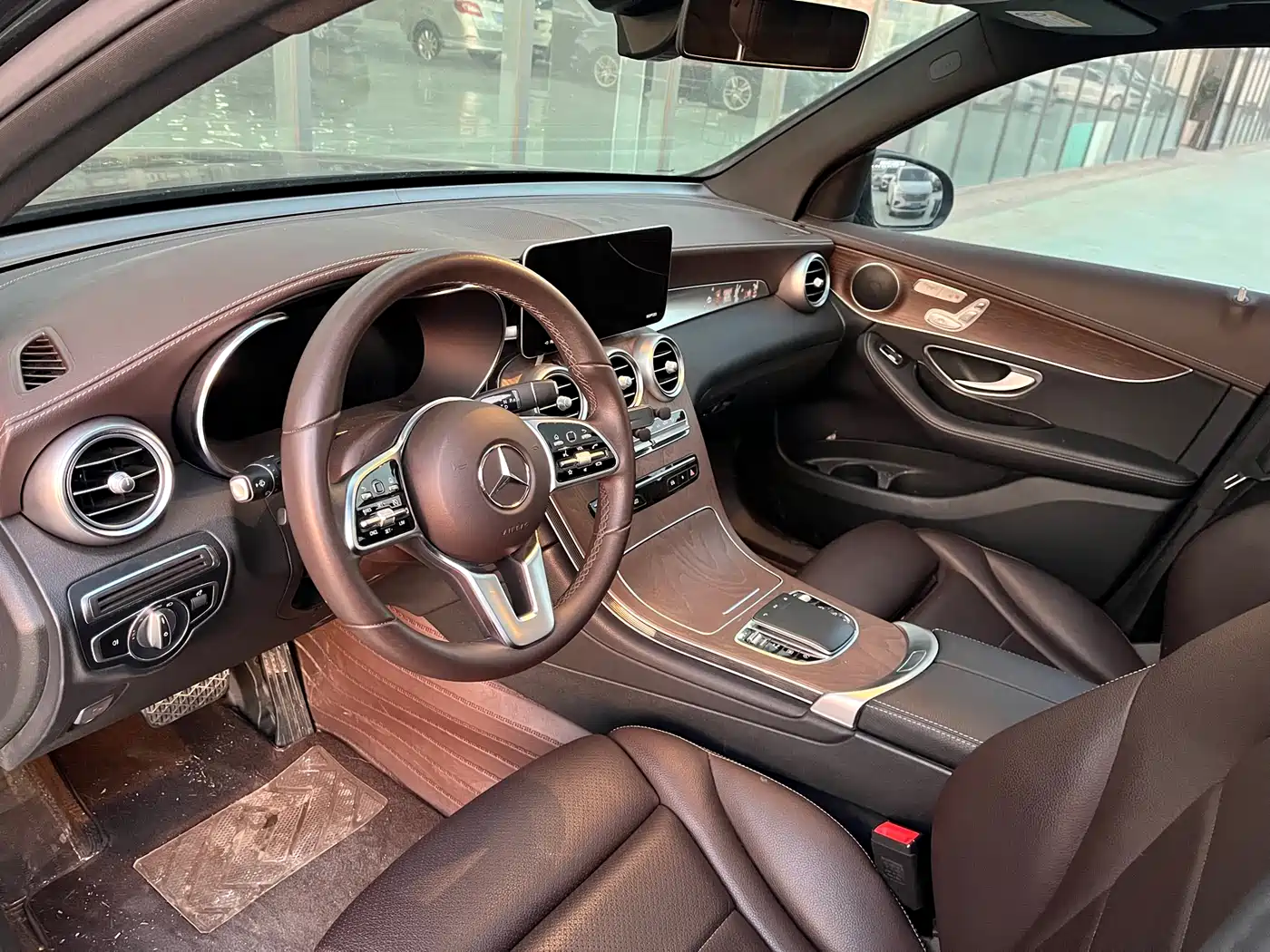 Mercedes-Benz GLC 2022 GLC 300 L 4MATIC Dynamic Collector's Edition фото 5