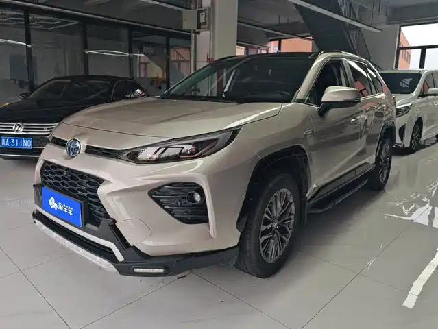 Toyota Wildlander Гибрид, 2.5L E-CVT, Полный привод, Люкс, PLUS