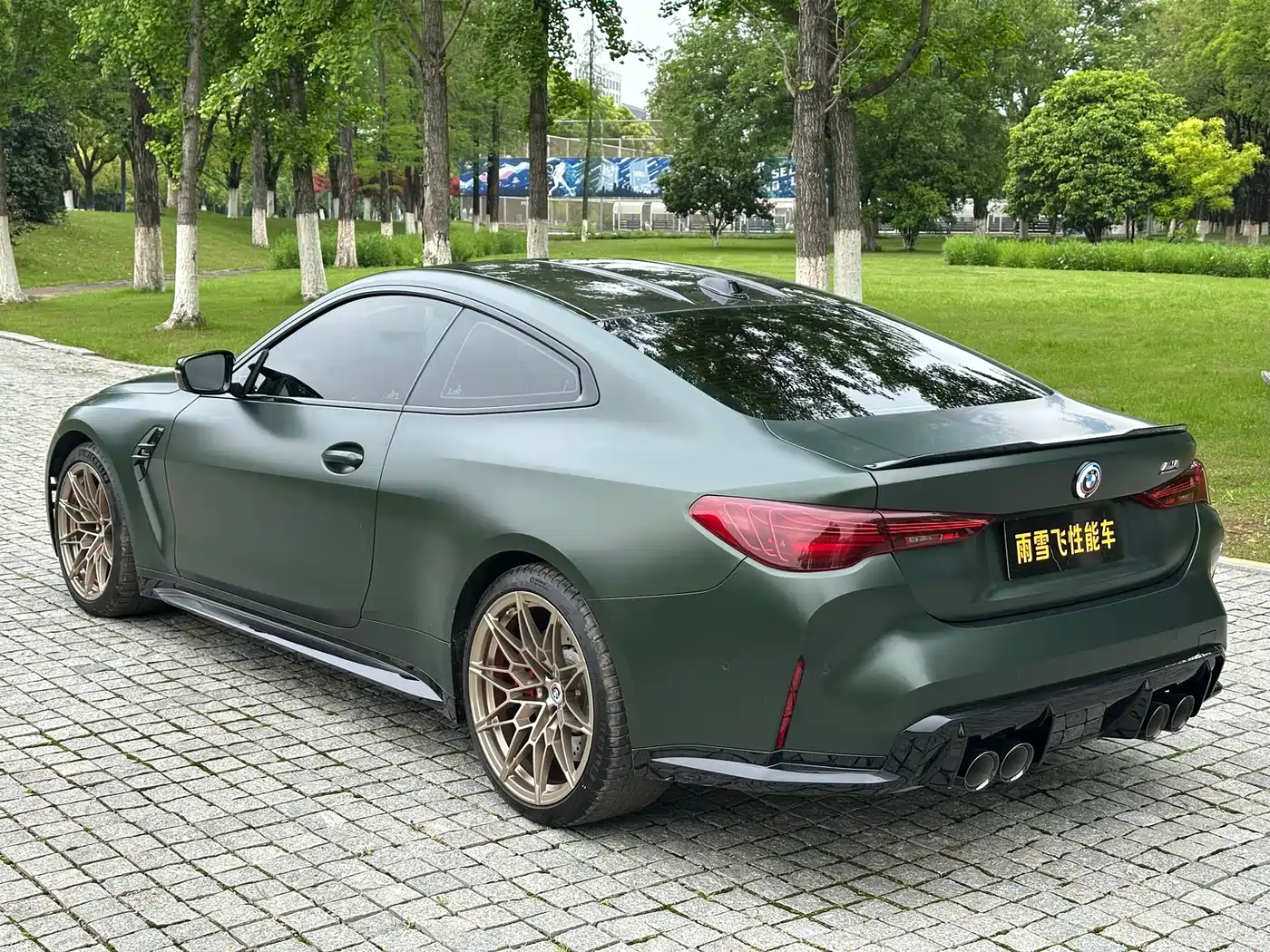 BMW M4