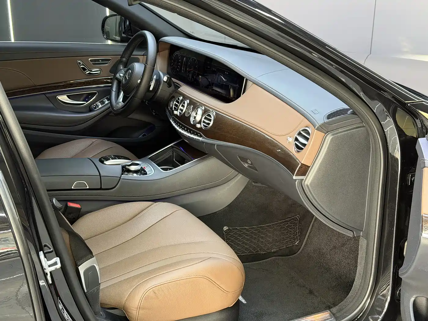 Mercedes-Benz S-Class 2018 S 320 L фото 6