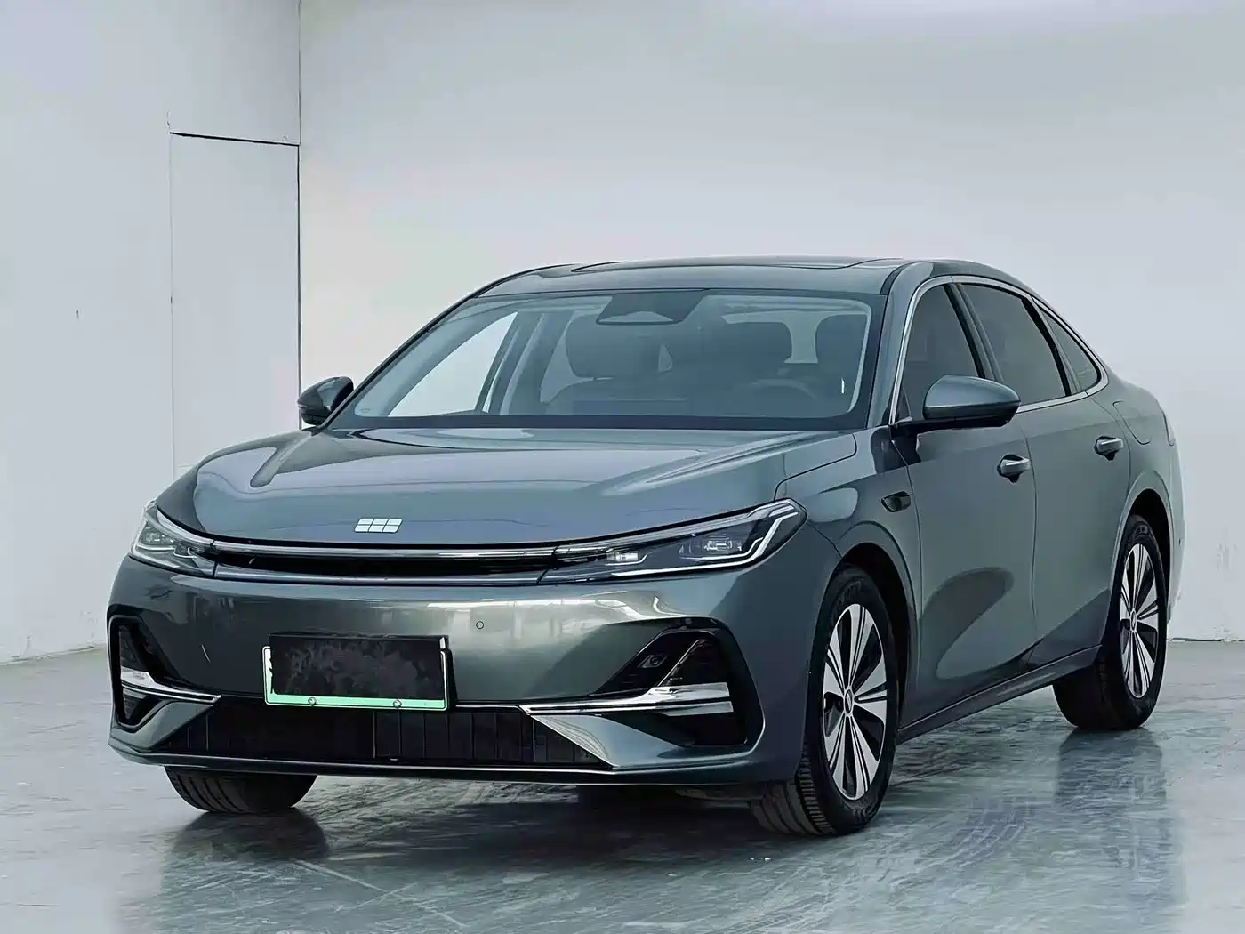 Geely Galaxy Galaxy A7 2025 EM-i 150km Explorer+ Edition