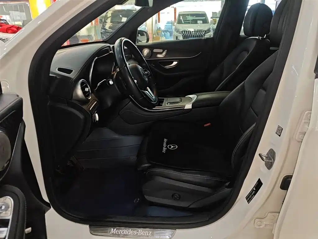 Mercedes-Benz GLC 2020 GLC 260 L 4MATIC Luxury фото 11