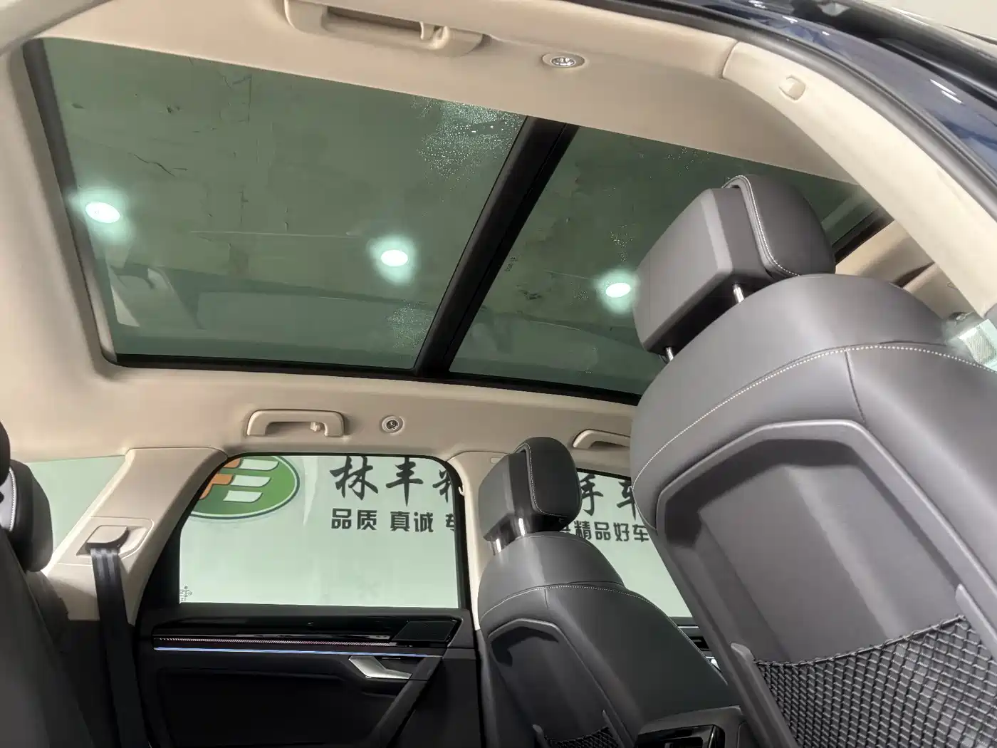 Volkswagen Touareg 2025 Facelift 2.0TSI RY Edition фото 29