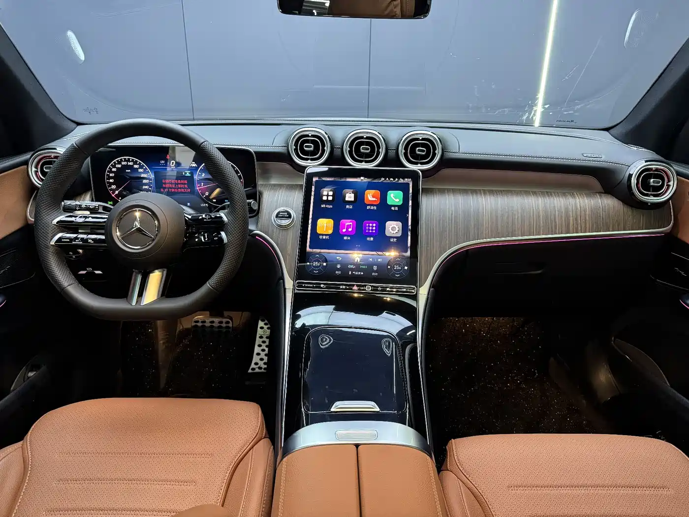 Mercedes-Benz GLC 2025 GLC 300 L 4MATIC Dynamic 5-seater фото 3