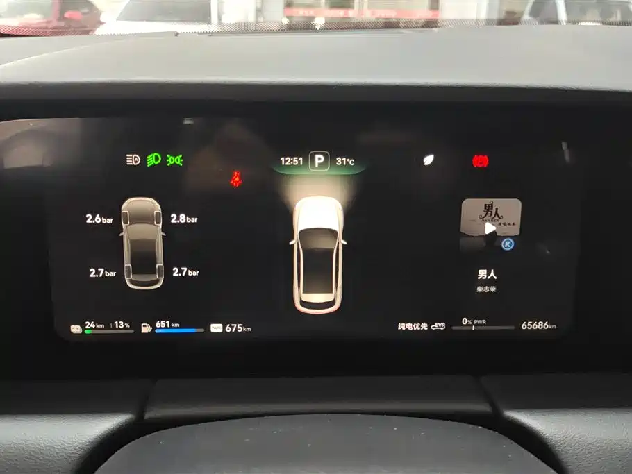 AITO Wenjie AITO M5 2022 Extended Range AWD Flagship фото 14