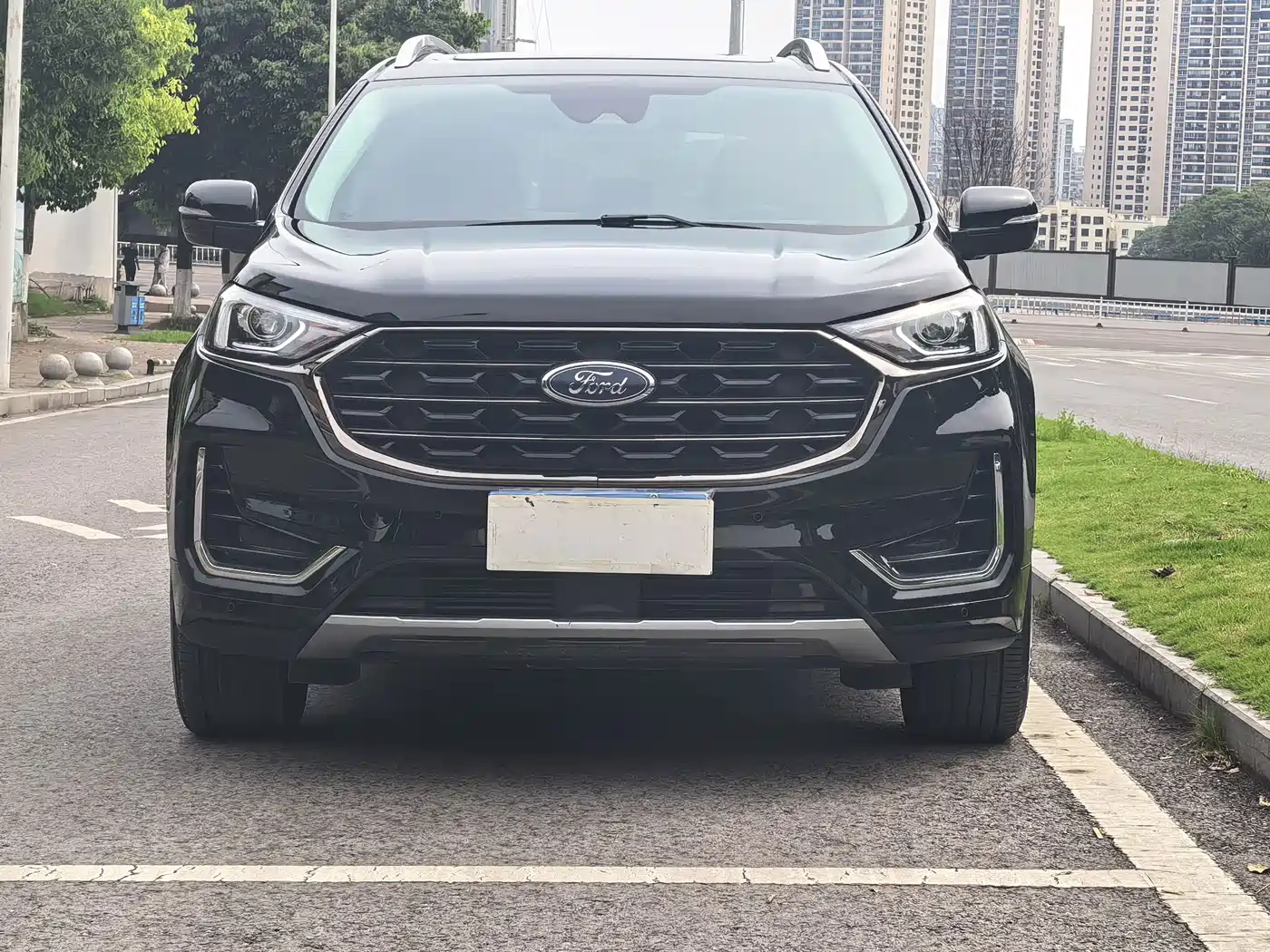 Ford Edge 2021 2021 PLUS EcoBoost 245 FWD Luxury Sharp 7-seater