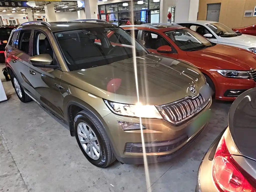 Škoda Kodiaq 2018 TSI330 5-seat FWD Comfort фото 4