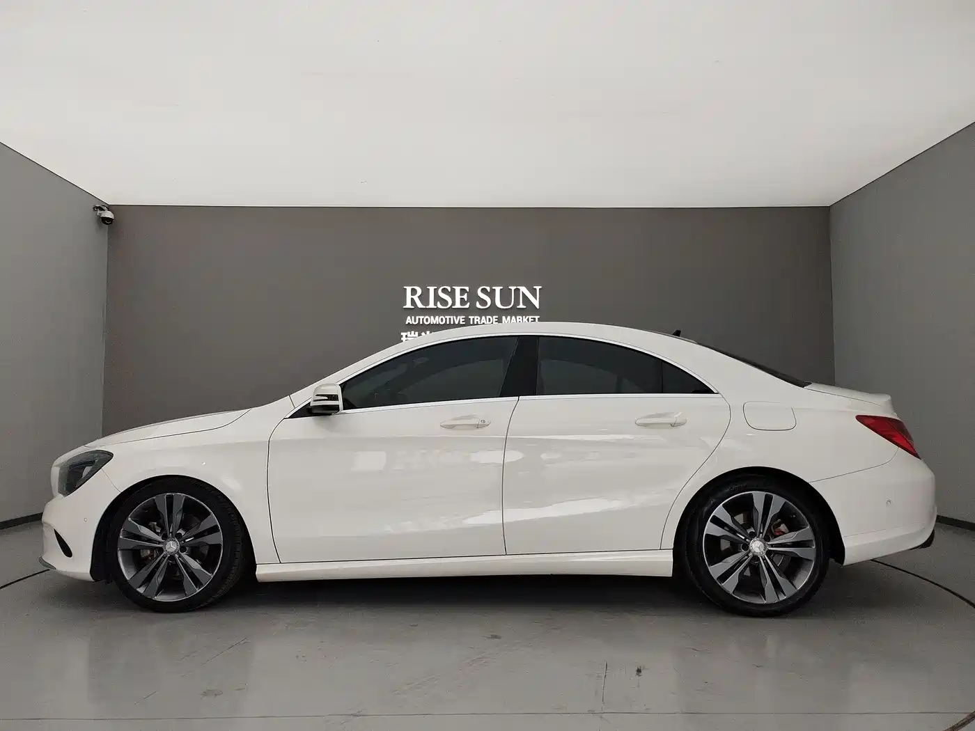Mercedes-Benz CLA (Import) 2016 CLA 200 Sport фото 7