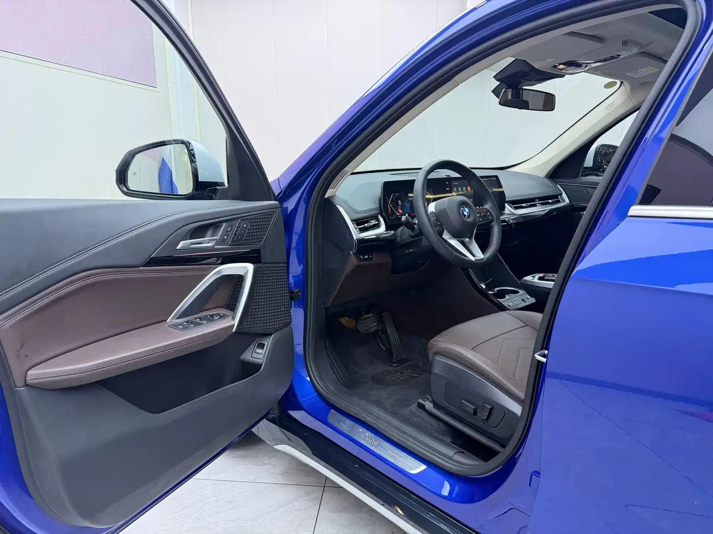 BMW X1 2024 2023 sDrive20Li X Design Package
