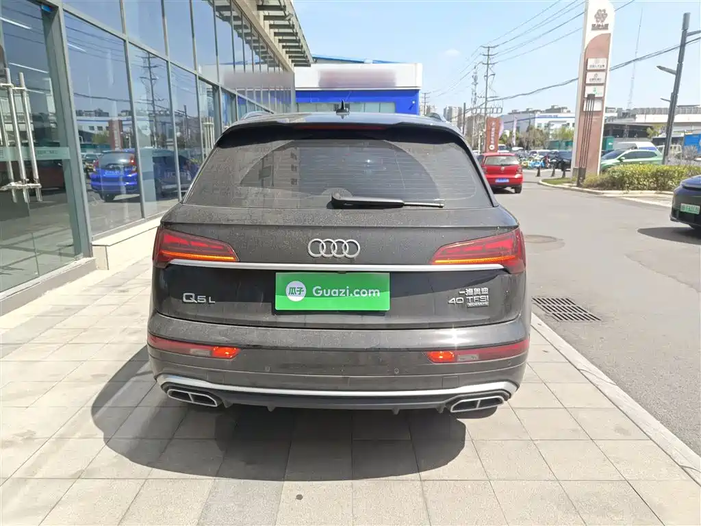 Audi Q5L 2022 Facelift 40T Luxury Dynamic фото 6