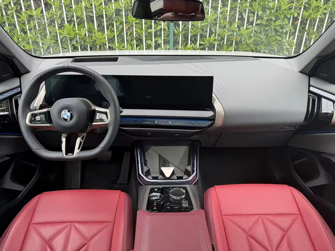 BMW X3 2025 xDrive30L Premium Model M Sport Black Package фото 8