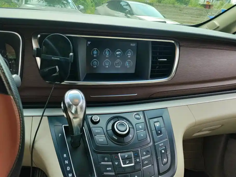 Buick GL8 2017 25S Luxury China V фото 13