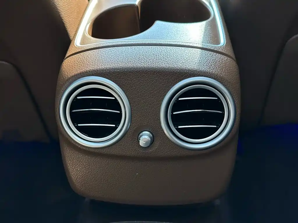 Mercedes-Benz E-Class 2020 E 300 L Fashion фото 19