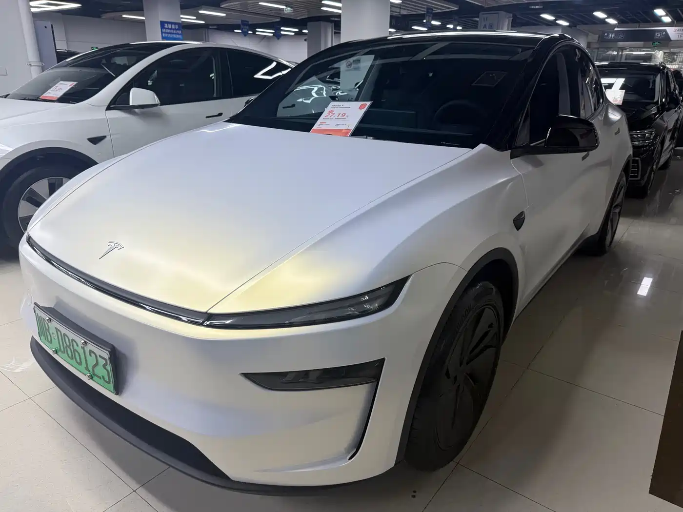 TESLA MODEL Y