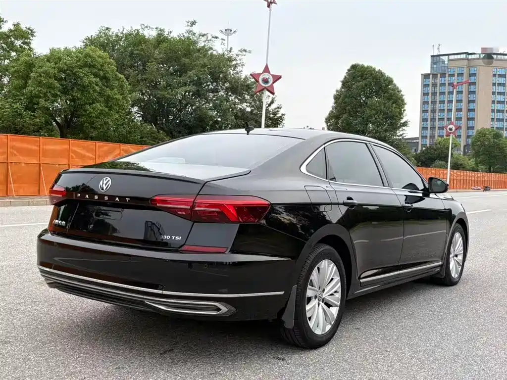 Volkswagen Passat 2019 330TSI Elite Version China VI фото 7