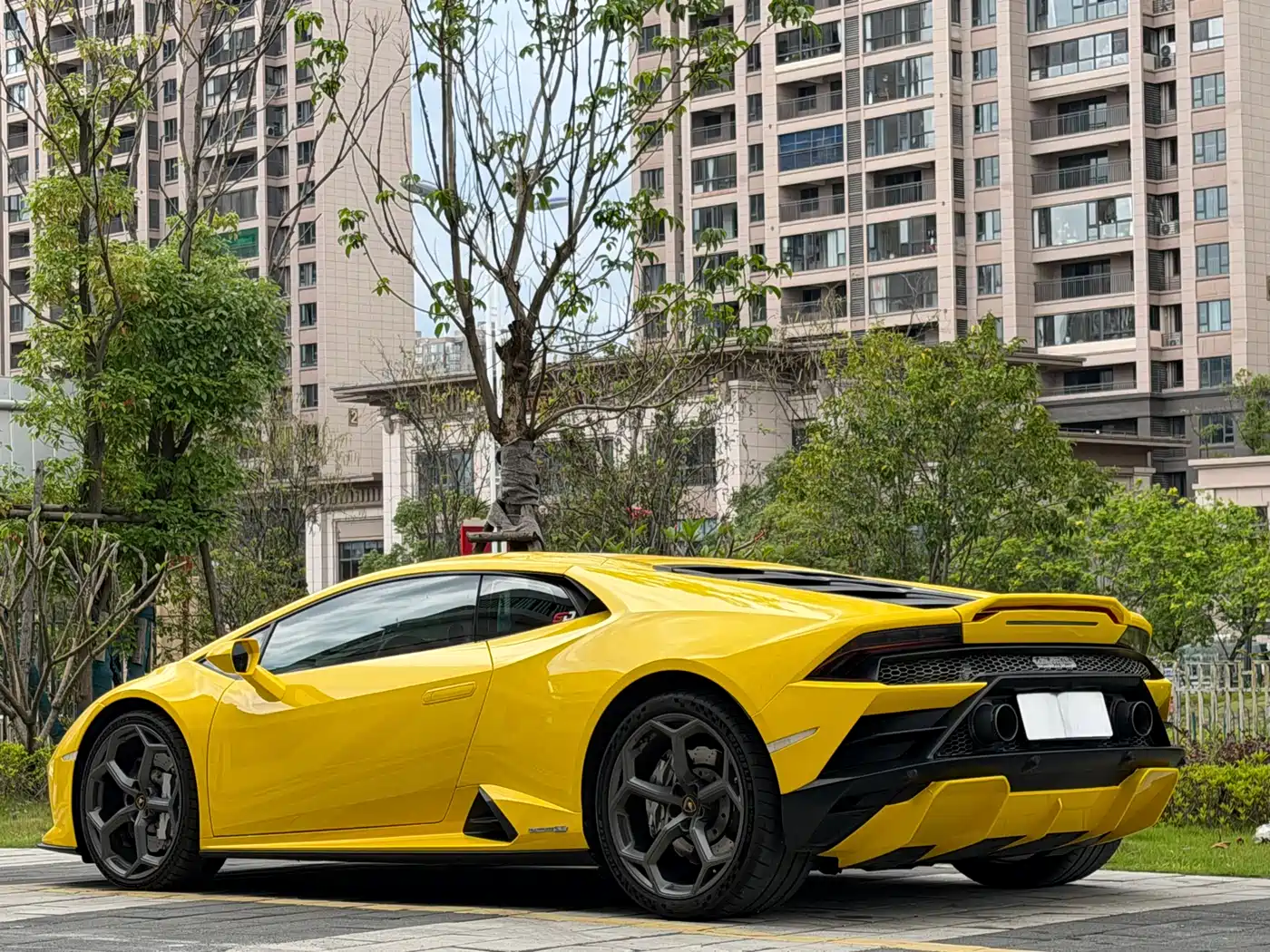 Lamborghini Huracán 2020 Huracán EVO RWD фото 5