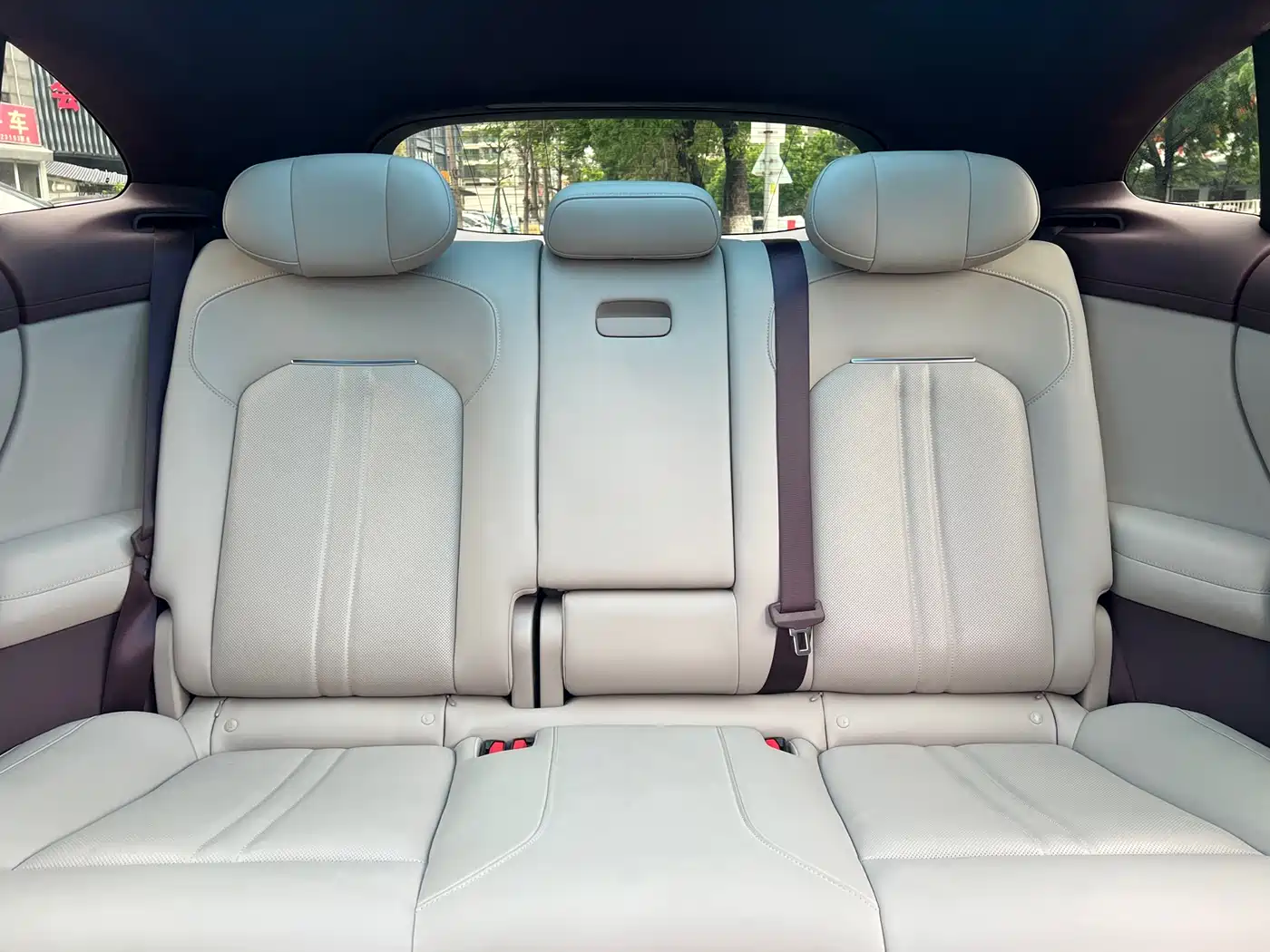 Xiaomi Auto Xiaomi YU7 2025 Ultra Long Range High Performance AWD Max Edition фото 29