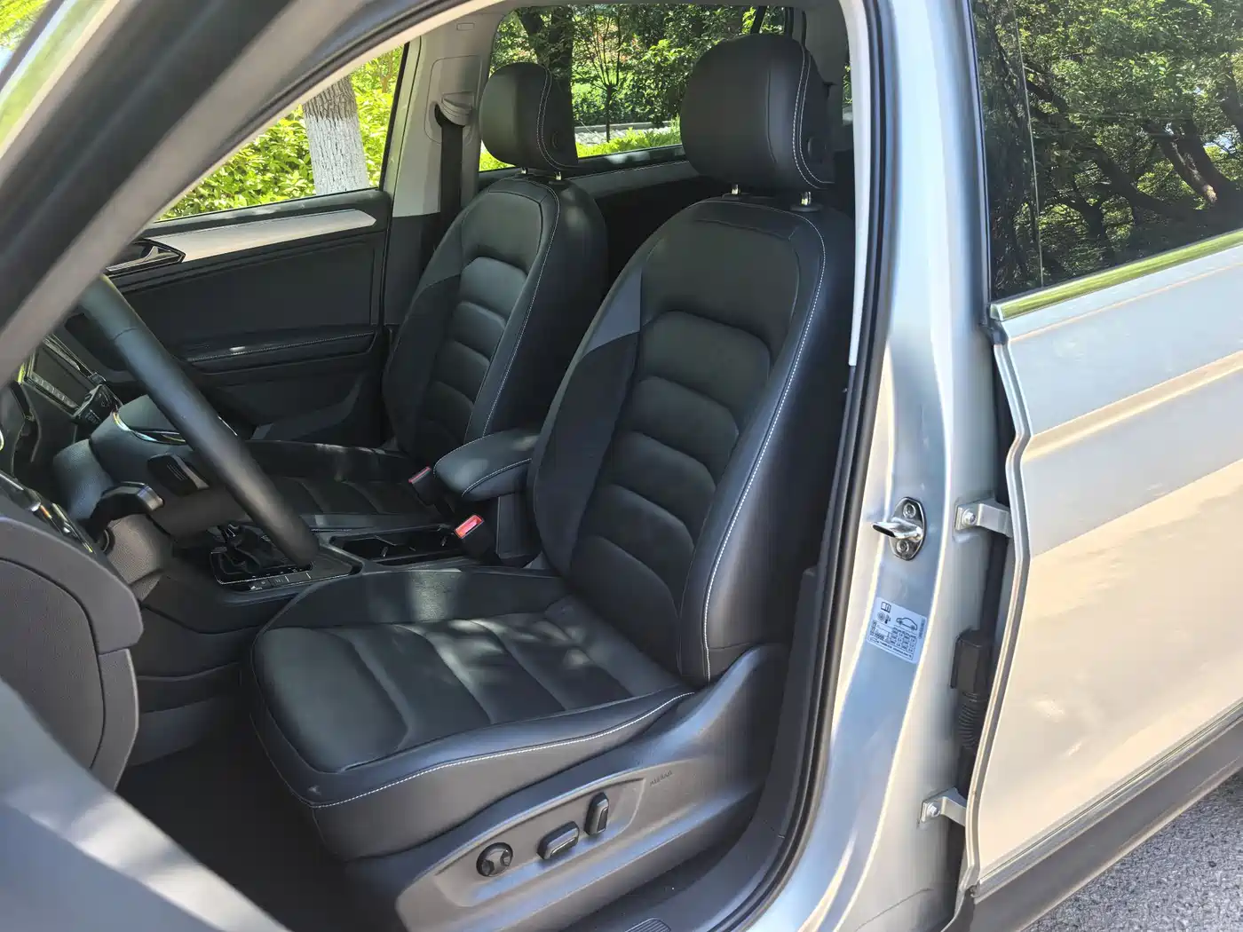 Volkswagen Tiguan L 2017 330TSI Automatic 2WD Luxury Edition фото 22