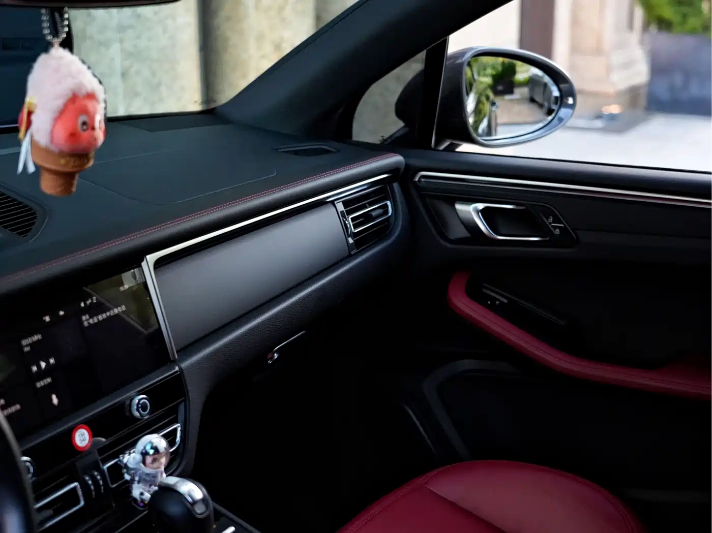 Фото 26 - Porsche Macan