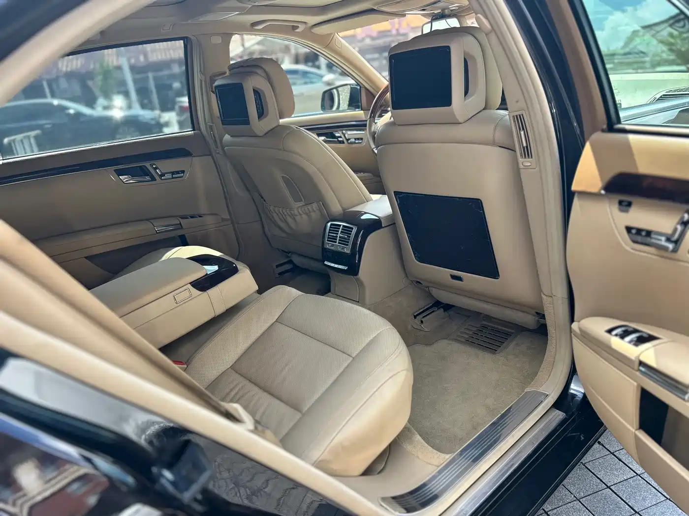 Mercedes-Benz S-Class 2012 S 400 L HYBRID Grand Edition фото 11