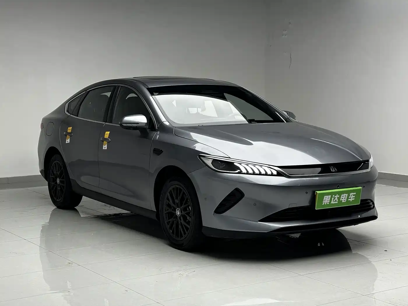 Фото 3 - BYD Qin PLUS