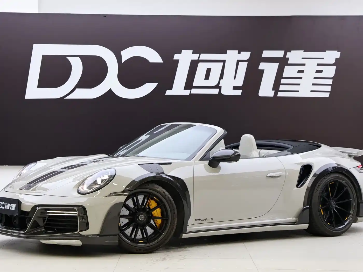 Porsche Porsche 911 2023 Turbo S Cabriolet 3.7T