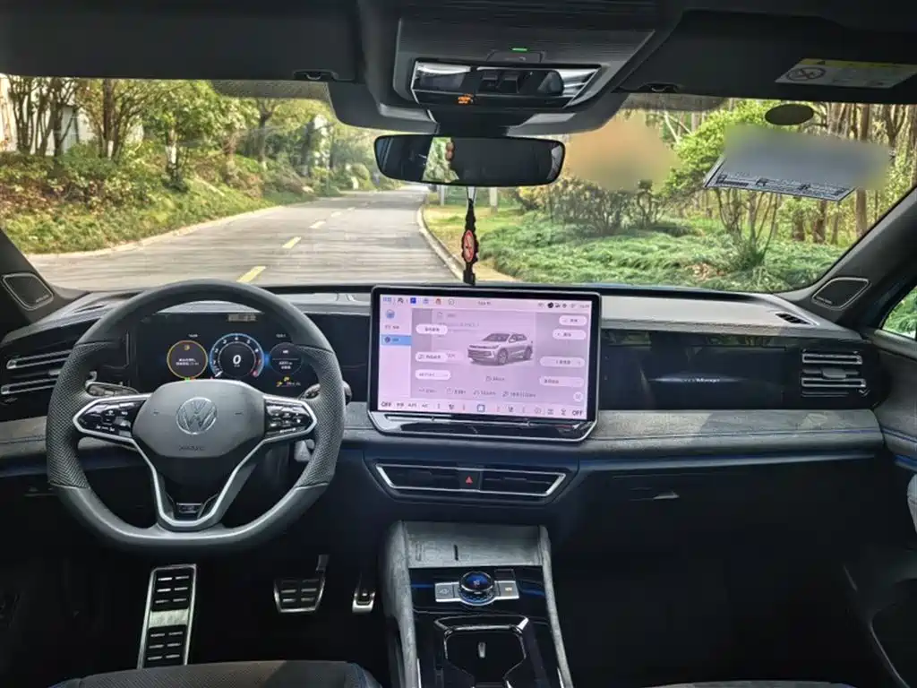 Volkswagen Tiguan L 2024 PRO 380TSI 4WD R-Line Premium Edition фото 16