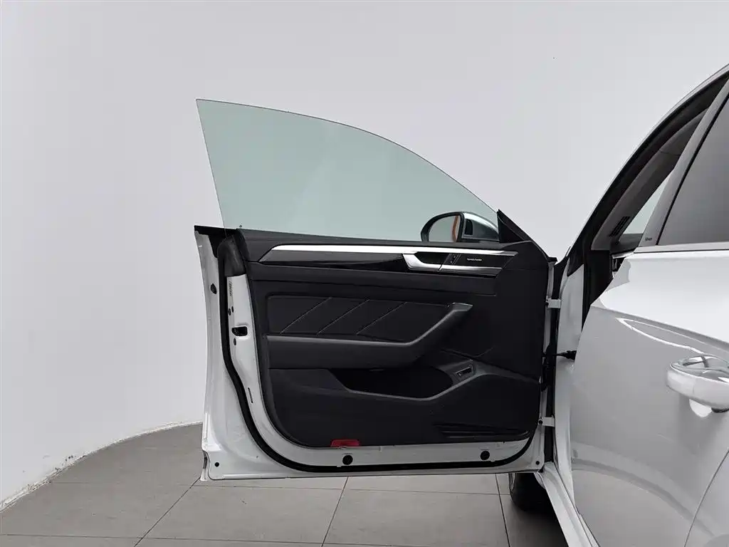 Volkswagen FAW-Volkswagen CC 2021 380TSI Eye-catching Edition фото 8