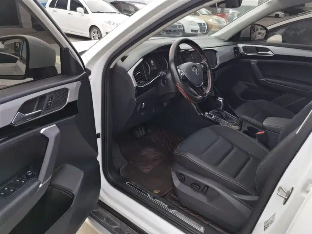 Volkswagen Tayron 2020 330TSI 2WD Luxury Smart Edition фото 16