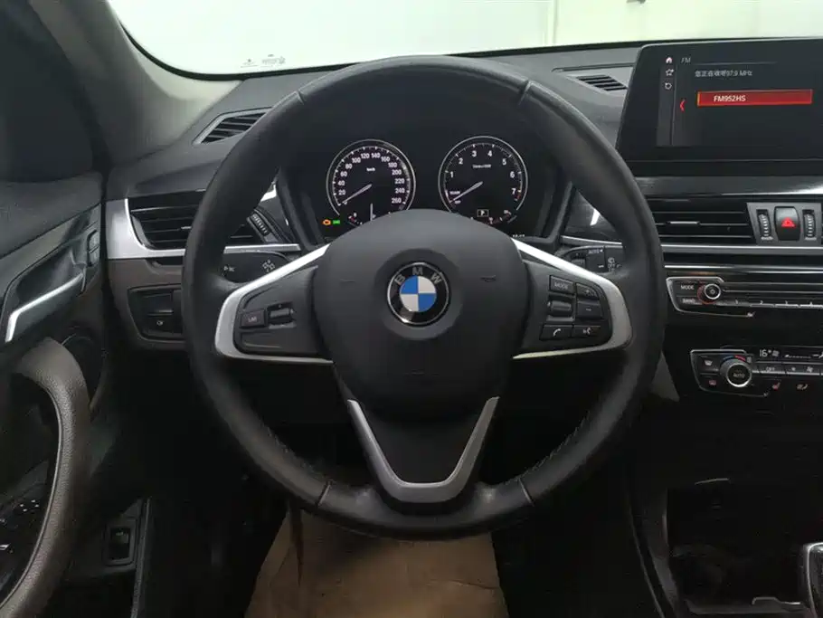 BMW X1 2020 sDrive25Li Leading Model фото 15