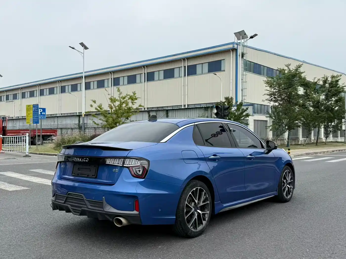 Lynk & Co 03 2018 1.5TD DCT Power Pro Version China V фото 4