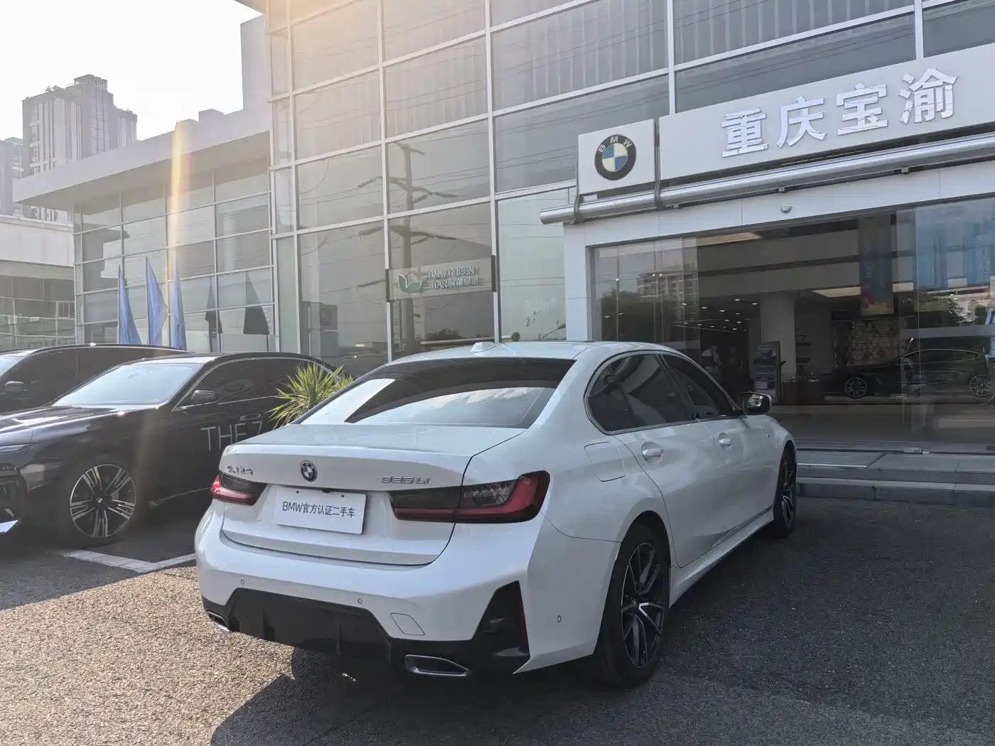 BMW 3 Series 2023 325Li M Sport Package фото 17