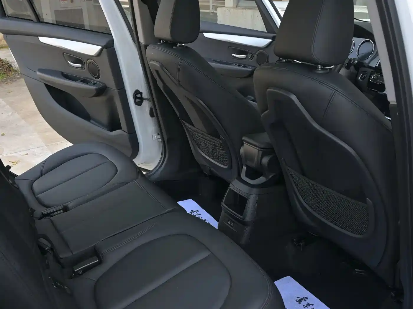 BMW 2 Series Gran Tourer 2019 220i Leading фото 16