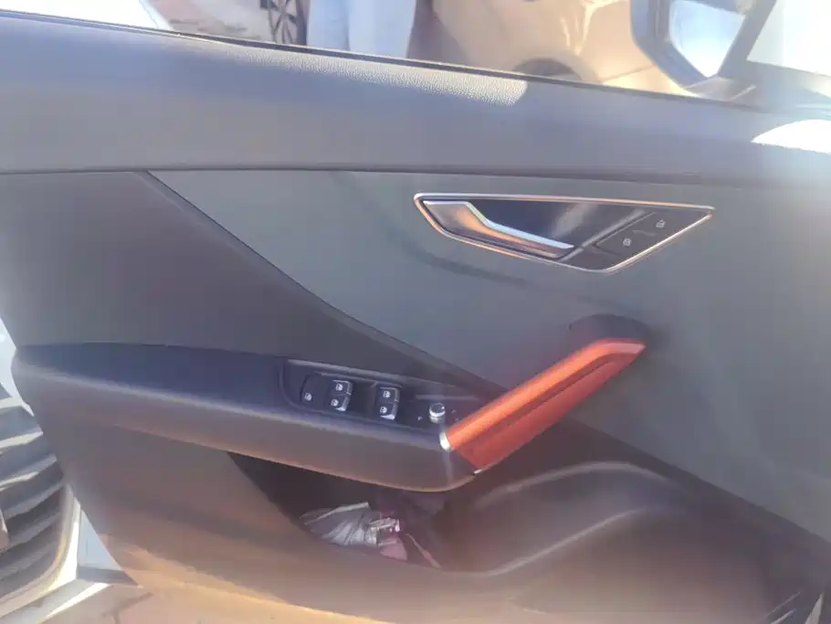 Audi Q2L 2019 2018 35 TFSI Fashion Elegance China V