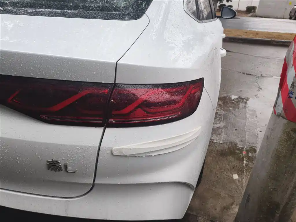 BYD Qin L 2024 DM-i 80KM Superior фото 13