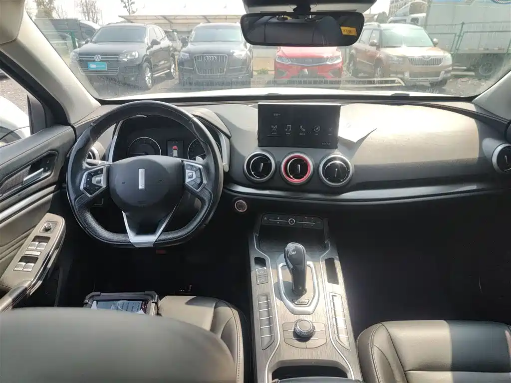 WEY VV5 2019 2019 1.5T 2WD Style Pioneer