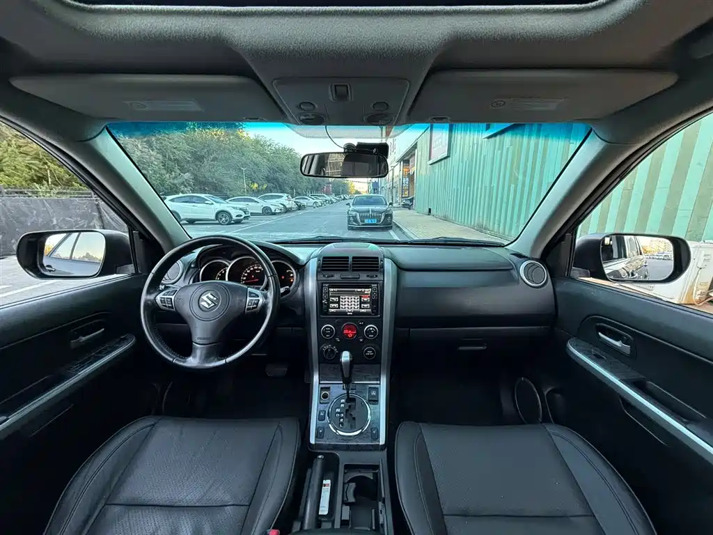 Suzuki Grand Vitara 2008 2.4 AT JLX-EL 5-door фото 4